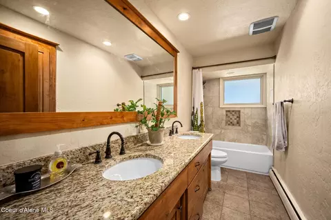 Bath - 9 Margaret Ave, Kellogg, ID 83837 photo 1 of 3
