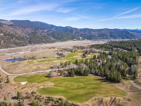 286 Diamond Hitch Dr, Kellogg, ID 83837 photo 12