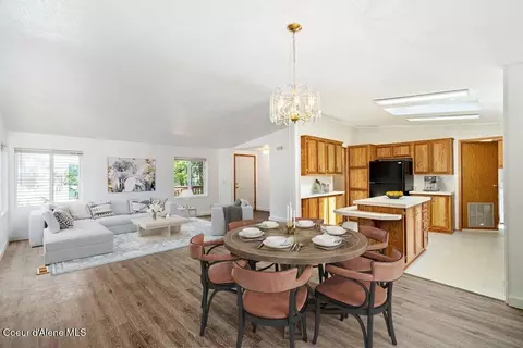 Dining - 122 E Walrose Loop, Hayden, ID 83835 photo 1 of 1
