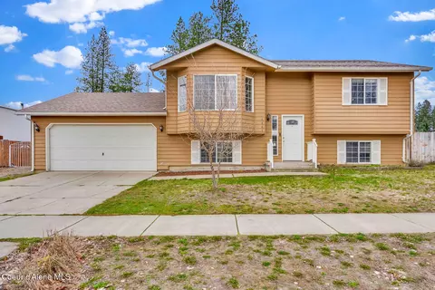 8561 W Nebraska St, Rathdrum, ID 83858