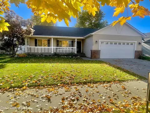 1190 W Palouse Dr, Post Falls, ID 83854