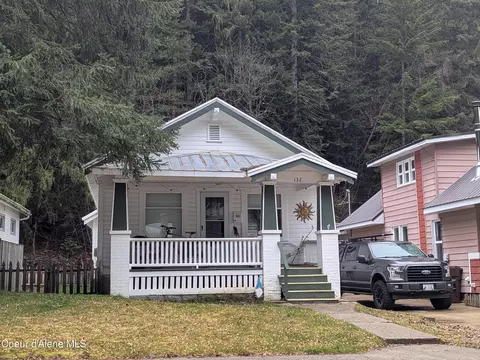 132 King St, Wallace, ID 83873
