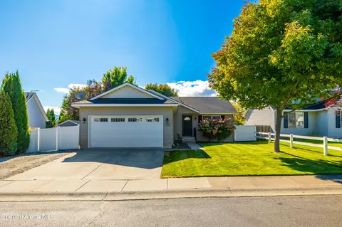 Exterior - 2734 E Redondo Cir, Post Falls, ID 83854 photo 1 of 8