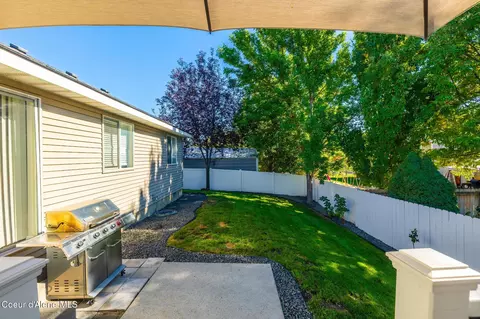 Exterior - 2734 E Redondo Cir, Post Falls, ID 83854 photo 6 of 8