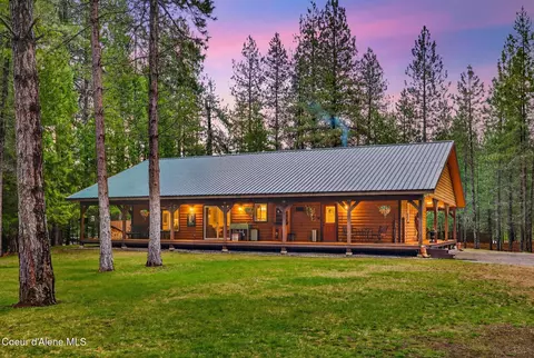 415 Hummingbird Dr, Sandpoint, ID 83864