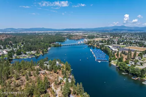 W Gull Harbor Ct, Post Falls, ID 83854 photo 12