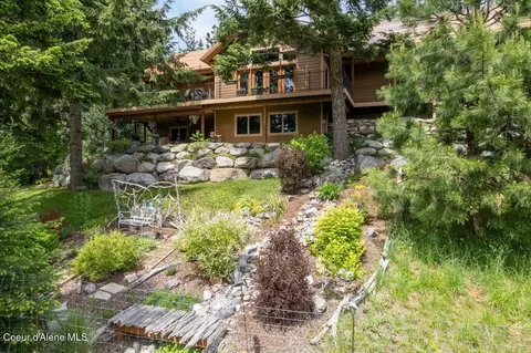 1029 Sun Valley Dr, Careywood, ID 83809