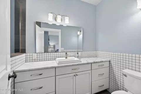 Bath - 3355 N Durrow Loop, Post Falls, ID 83854 photo 1 of 5