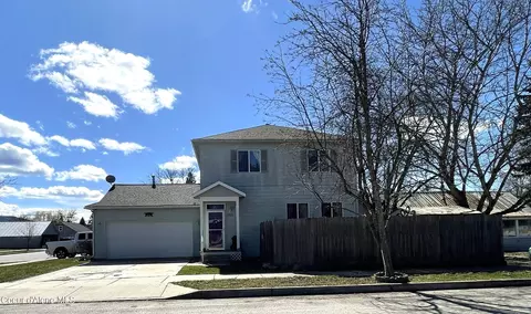 1201 Spruce St, Sandpoint, ID 83864