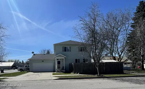 1201 Spruce St, Sandpoint, ID 83864