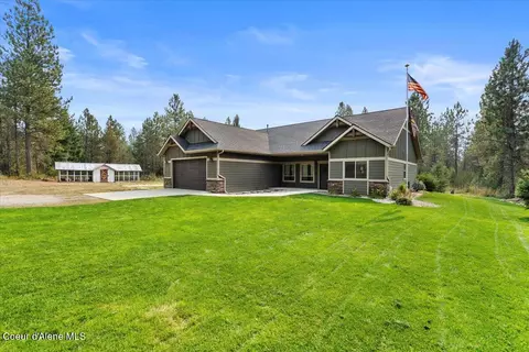 23210 N Massif Rd, Rathdrum, ID 83858