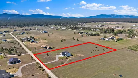 View/Area - 969 E Yellow Pine Ave, Athol, ID 83801 photo 2 of 11