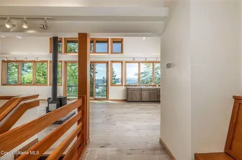 Entry Way - 3463 E Sunset Dr, Harrison, ID 83833 photo 1 of 1