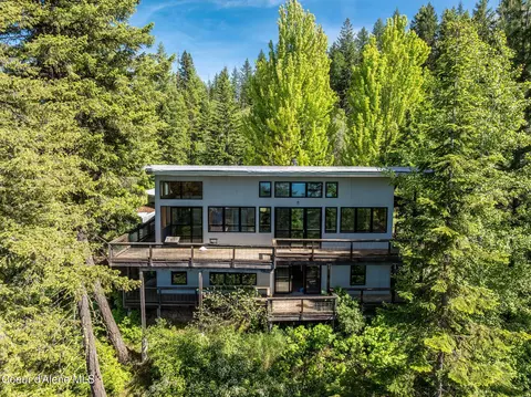 Exterior - 3463 E Sunset Dr, Harrison, ID 83833 photo 1 of 4