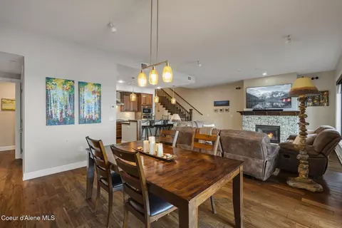 Dining - 606 Sandpoint Ave, Sandpoint, ID 83864 photo 1 of 4