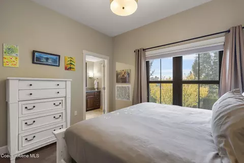 Bedroom - 606 Sandpoint Ave, Sandpoint, ID 83864 photo 5 of 9