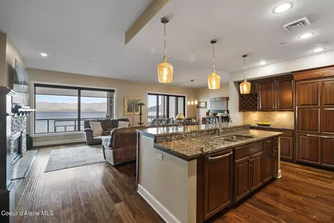 Kitchen - 606 Sandpoint Ave, Sandpoint, ID 83864 photo 2 of 7