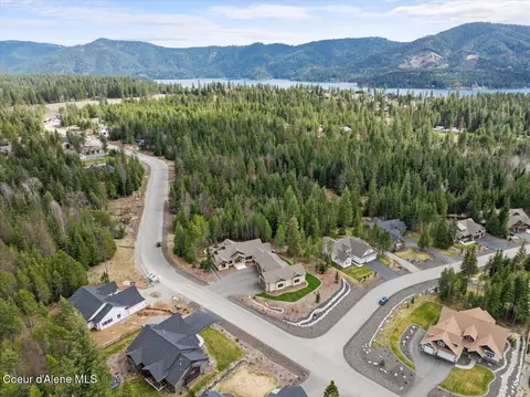 View/Area - 3544 E Winray Dr, Hayden, ID 83835 photo 1 of 5