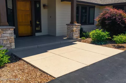 Exterior - 3544 E Winray Dr, Hayden, ID 83835 photo 5 of 31