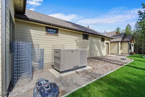 Exterior - 3544 E Winray Dr, Hayden, ID 83835 photo 13 of 31