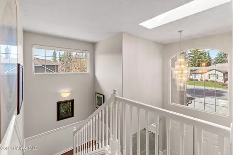 Entry Way - 744 N Dundee Dr, Post Falls, ID 83854 photo 3 of 4