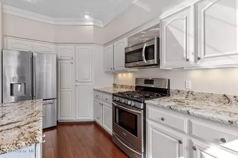 Kitchen - 744 N Dundee Dr, Post Falls, ID 83854 photo 1 of 3