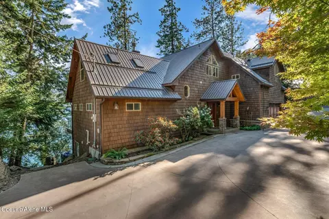 6469 Evernade Rd, Hayden, ID 83835