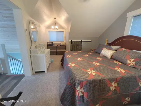 Bedroom - 63 Sutton Ln, Coolin, ID 83821 photo 4 of 5