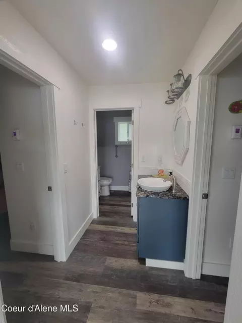 Entry Way - 63 Sutton Ln, Coolin, ID 83821 photo 2 of 3