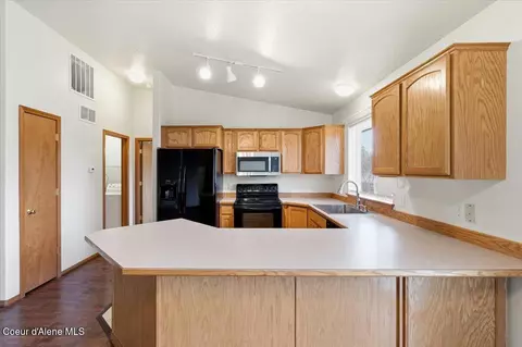 Kitchen - 215 W Chippewa Dr, Post Falls, ID 83854 photo 1 of 3