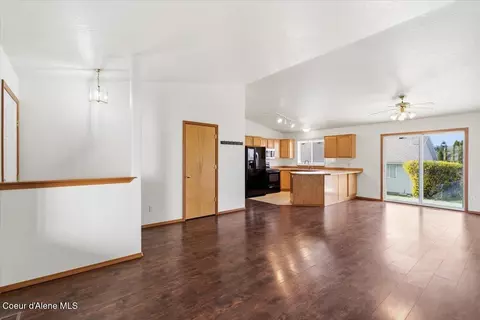Living - 215 W Chippewa Dr, Post Falls, ID 83854 photo 4 of 7