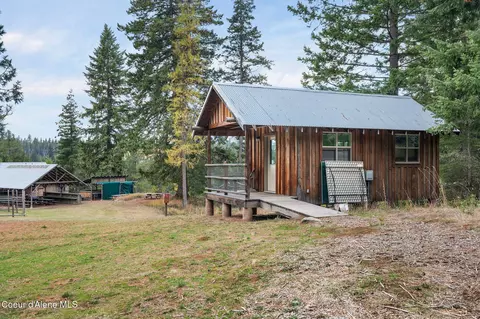 Exterior - 6162 Eureka Rd, Sagle, ID 83860 photo 11 of 30