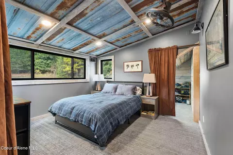 Bedroom - 6162 Eureka Rd, Sagle, ID 83860 photo 8 of 8