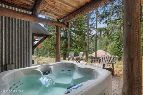 Exterior - 6162 Eureka Rd, Sagle, ID 83860 photo 6 of 30