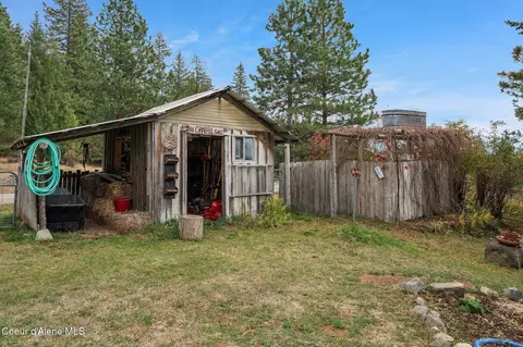 Exterior - 6162 Eureka Rd, Sagle, ID 83860 photo 18 of 30