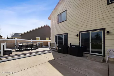 Exterior - 14932 N Pristine Cir, Rathdrum, ID 83858 photo 3 of 5