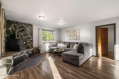526 Mountain View Rd, Clark Fork, ID 83811 photo 4