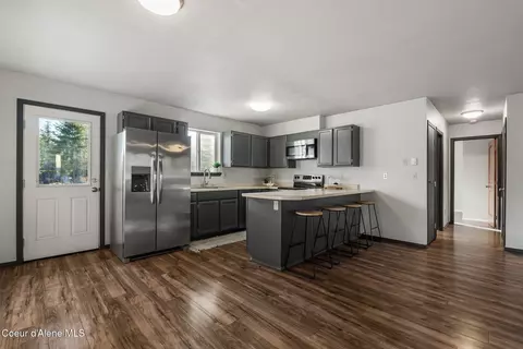 526 Mountain View Rd, Clark Fork, ID 83811 photo 8