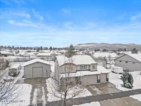 View/Area - 1020 W Jenicek Loop, Post Falls, ID 83854 photo 1 of 11