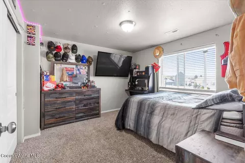 Bedroom - 1020 W Jenicek Loop, Post Falls, ID 83854 photo 3 of 9