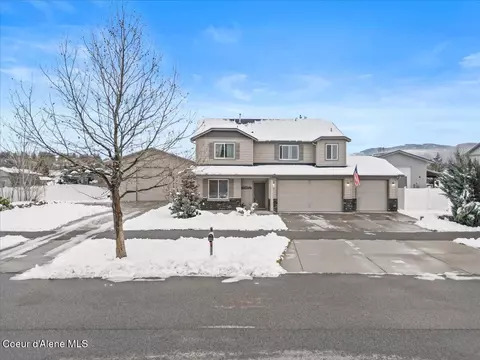Exterior - 1020 W Jenicek Loop, Post Falls, ID 83854 photo 2 of 9