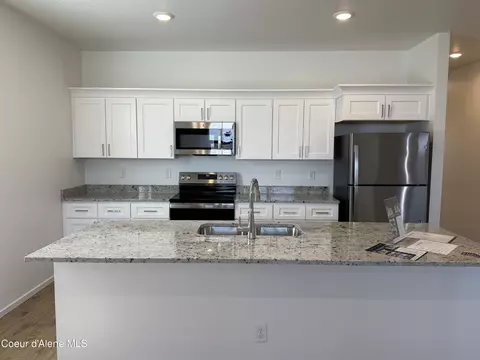 Kitchen - 5306 E Aquila Ave, Post Falls, ID 83854 photo 1 of 2