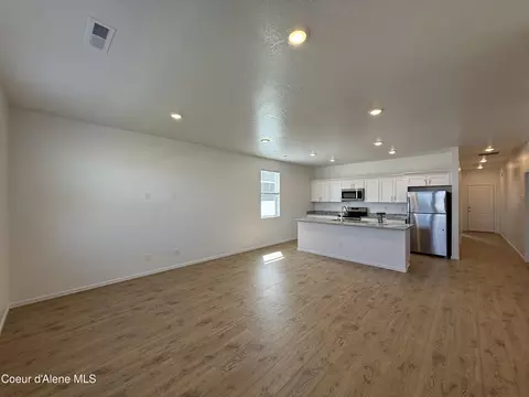 Living - 5306 E Aquila Ave, Post Falls, ID 83854 photo 2 of 2