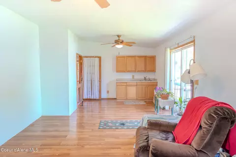 Living - 623 E Maple Pl, Hayden, ID 83835 photo 3 of 3