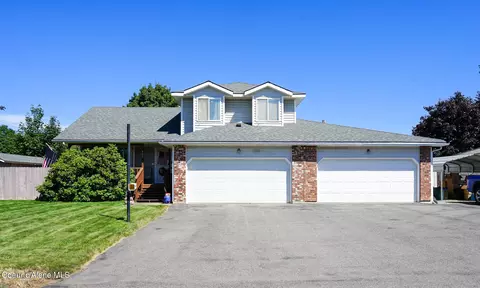 623 E Maple Pl, Hayden, ID 83835