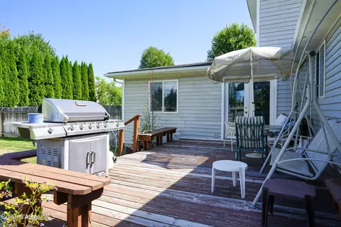 Exterior - 623 E Maple Pl, Hayden, ID 83835 photo 5 of 10