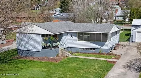 112 W 4th St, Silverton, ID 83867