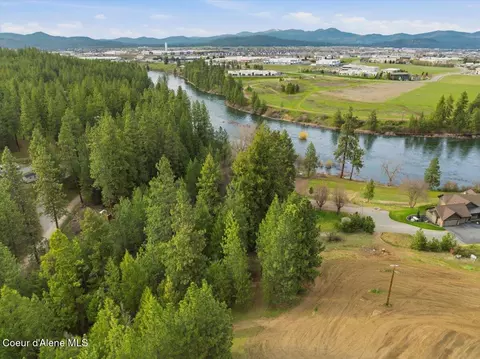 Nka S Plonske Road, Post Falls, ID 83854
