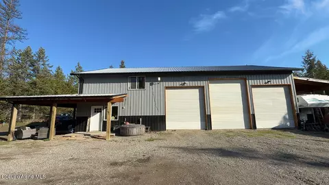 365 Jacks Pl, Oldtown, ID 83822