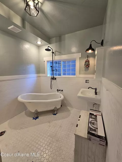 118 River St, Wallace, ID 83873 photo 9